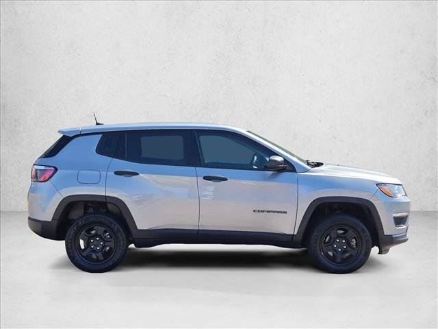 Used 2020 Jeep Compass Sport AWD/4WD image 4