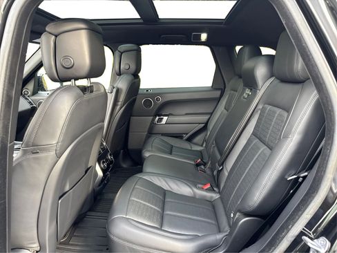 Used 2019 Land Rover Range Rover Sport HSE Dynamic image 13