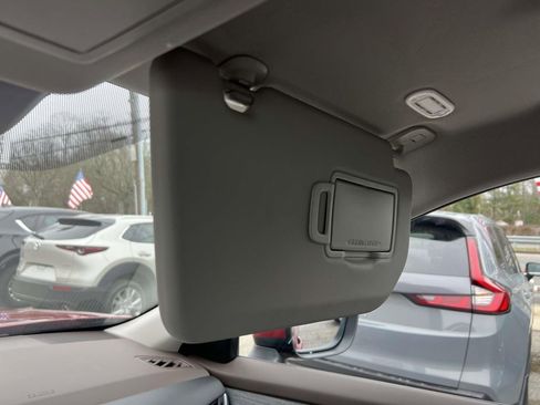 Used 2023 Nissan Rogue SV image 33