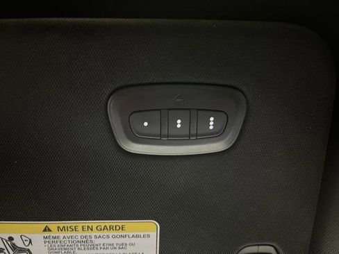 Used 2024 Jeep Wagoneer L 4WD w/ Premium Group I image 28