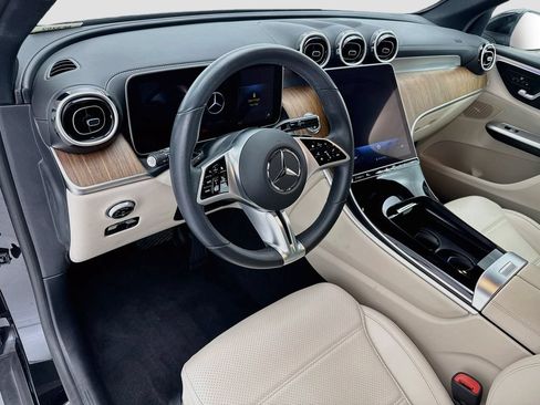 Certified 2024 Mercedes-Benz GLC 300 4MATIC image 9
