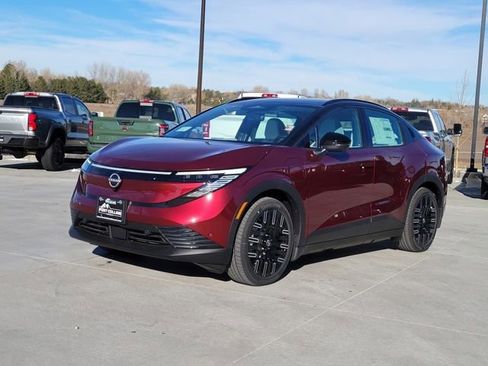 New 2026 Nissan Leaf Platinum+ w/ Cargo Package (Platinum+) FWD image 1