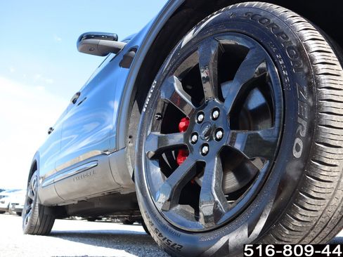 Used 2022 Ford Explorer ST w/ ST Street Pack image 10