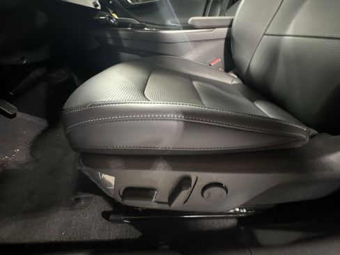 New 2025 Kia EV6 Wind image 17