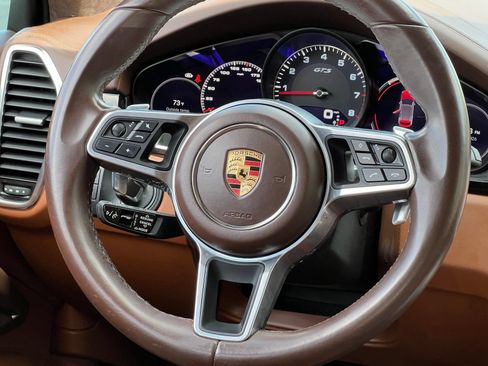 Certified 2023 Porsche Cayenne GTS AWD/4WD image 23