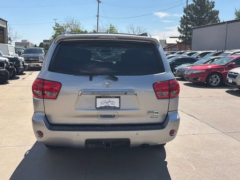 Used 2016 Toyota Sequoia Limited w/ Safety & Convenience Package AWD/4WD image 7