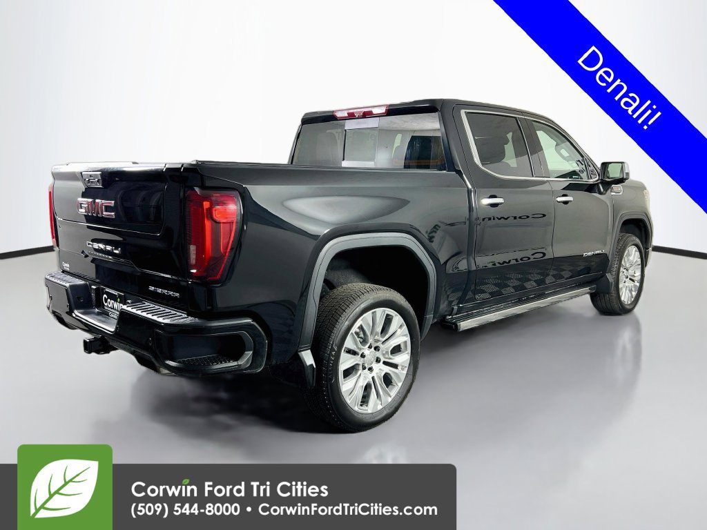 Used 2021 GMC Sierra 1500 Denali w/ Denali Ultimate Package AWD/4WD image 14