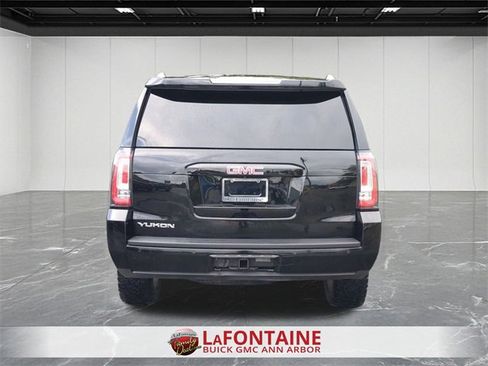 Used 2020 GMC Yukon SLE w/ SLE Value Package image 7