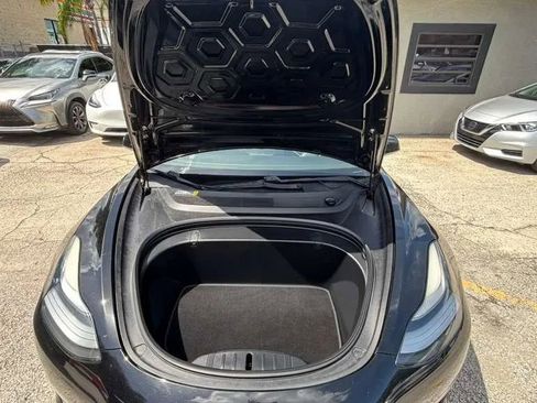 Used 2018 Tesla Model 3 Long Range RWD image 19