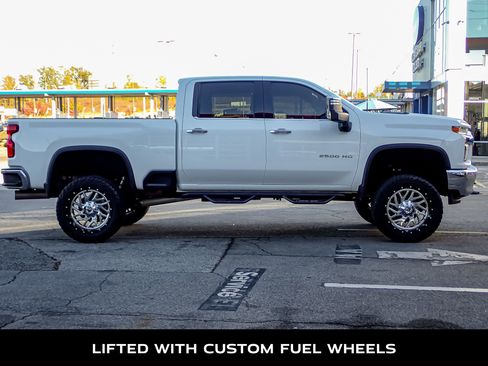 Used 2021 Chevrolet Silverado 2500 LTZ w/ LTZ Premium Package image 9