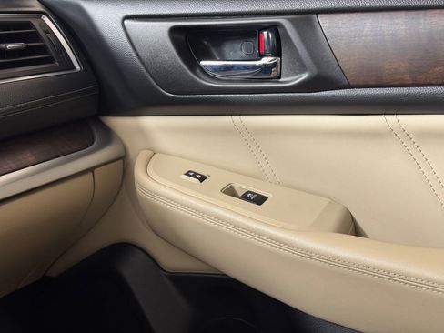 Used 2019 Subaru Outback 2.5i Limited image 26