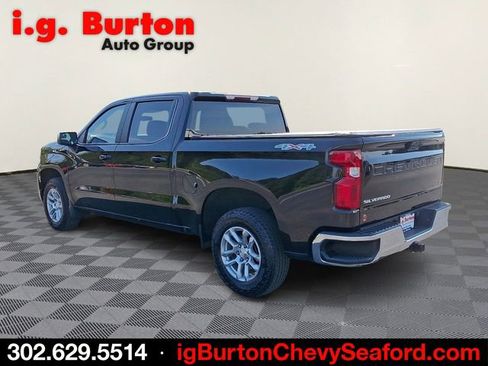 Used 2022 Chevrolet Silverado 1500 LT w/ Protection Package AWD/4WD image 4
