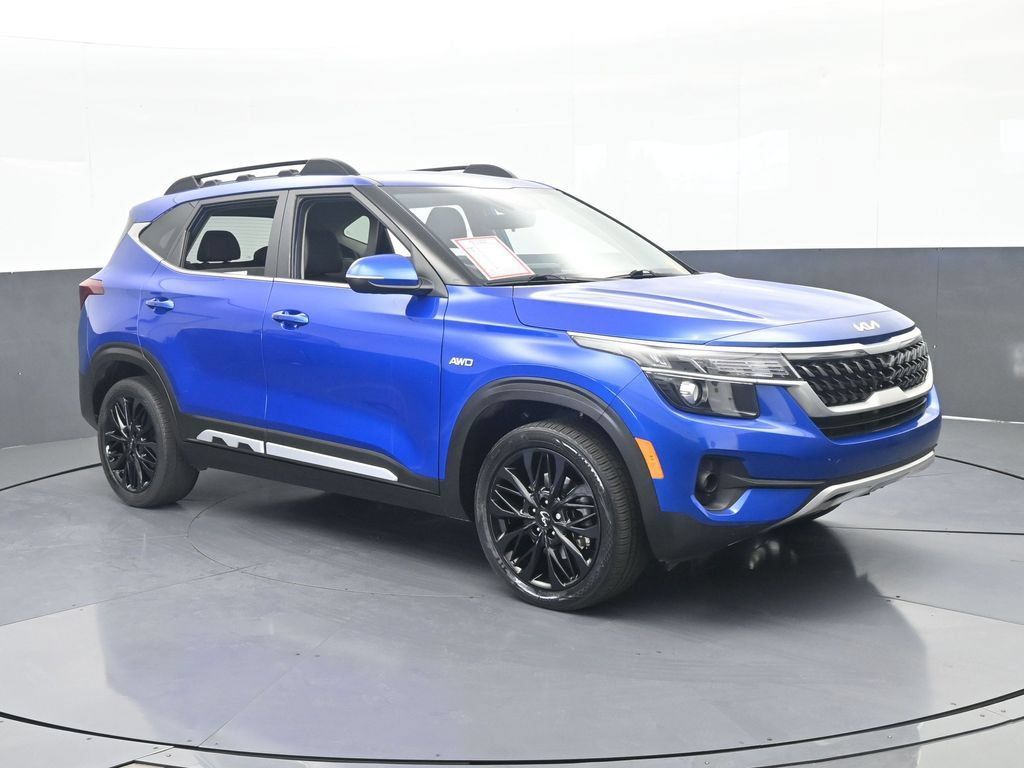 Used 2023 Kia Seltos Nightfall Edition AWD/4WD image 8