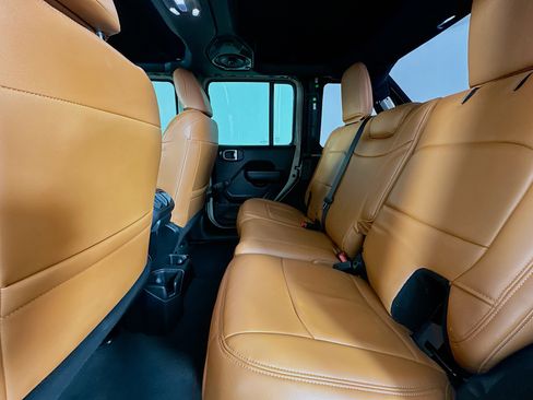 Used 2022 Jeep Wrangler Unlimited Sport image 34