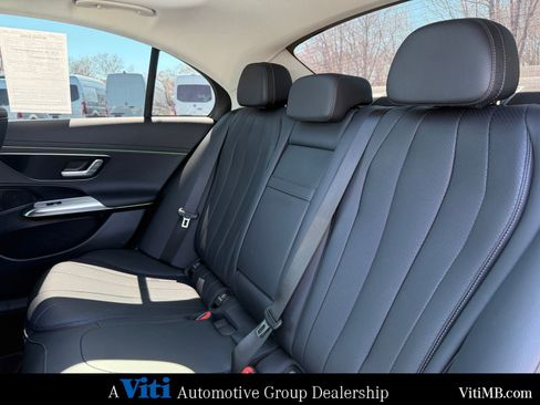Certified 2025 Mercedes-Benz E 350 4MATIC Sedan image 22