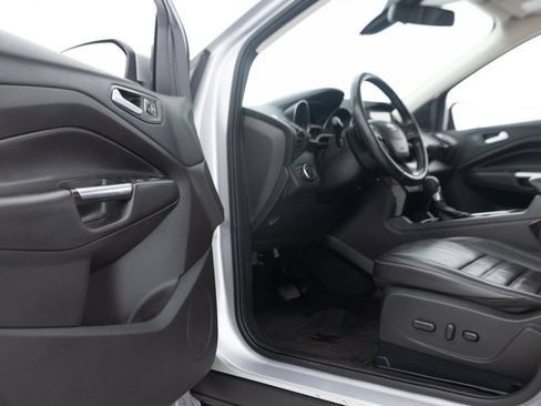 Used 2017 Ford Escape Titanium FWD image 26