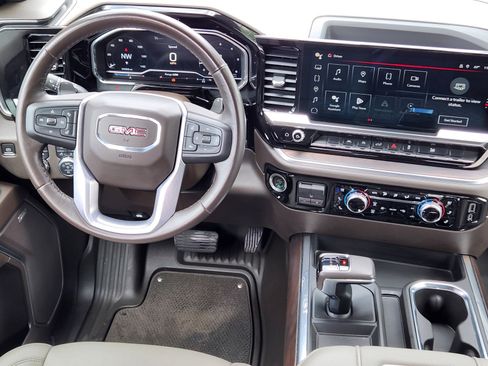 Used 2022 GMC Sierra 1500 SLT AWD/4WD image 9