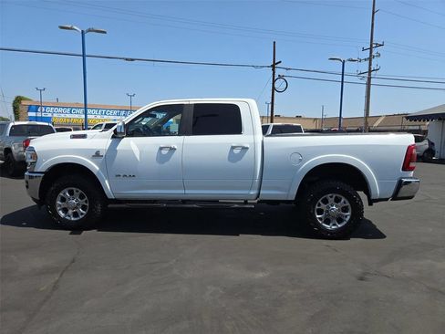 Used 2022 RAM 2500 Laramie AWD/4WD image 32