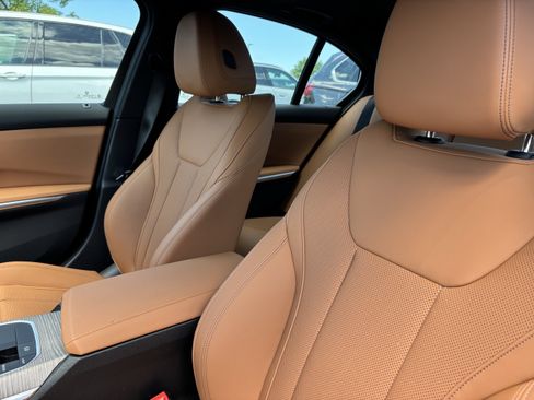 Used 2025 BMW 330i Sedan RWD image 36