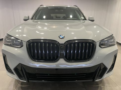 Used 2024 BMW X3 xDrive30i w/ Premium Package image 2