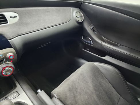 Used 2015 Chevrolet Camaro Z/28 image 12