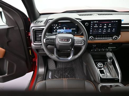 New 2026 GMC Canyon AT4 image 18