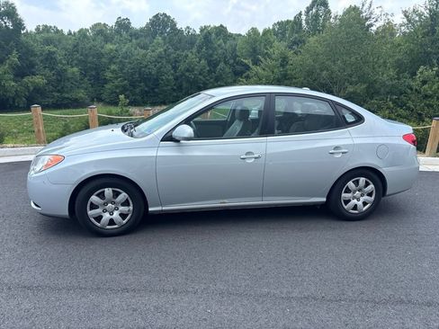 Used 2009 Hyundai Elantra GLS FWD image 1