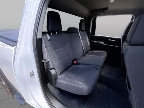 Used 2024 Chevrolet Silverado 2500 Custom w/ Custom Convenience Package AWD/4WD image 19
