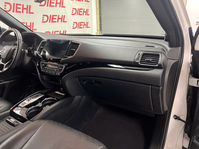 Used 2023 Honda Passport Elite image 14