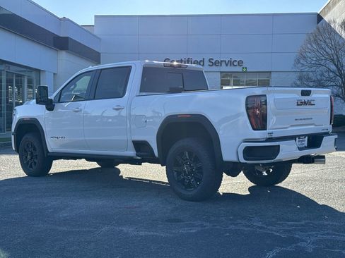 Used 2026 GMC Sierra 2500 AT4 w/ AT4 Premium Plus Package image 8