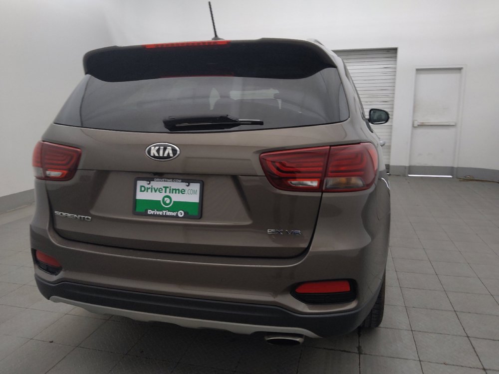 Used 2020 Kia Sorento EX FWD image 7