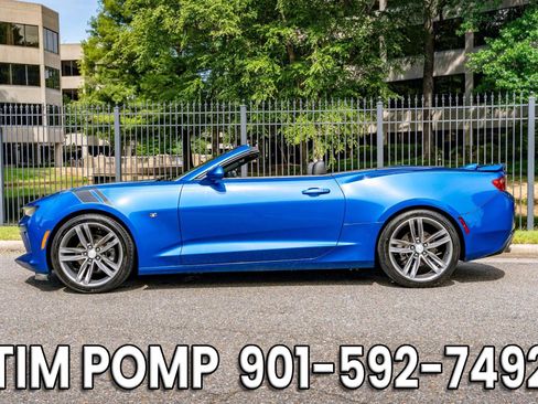 Used 2018 Chevrolet Camaro LT w/ RS Package RWD image 9