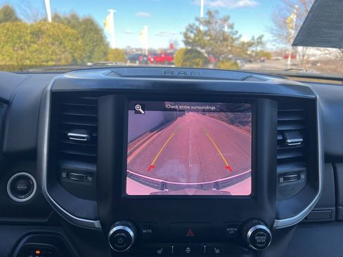 Used 2019 RAM 1500 Big Horn image 18