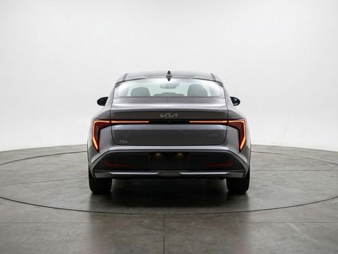 Used 2025 Kia K4 image 6