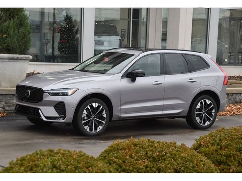 Used 2026 Volvo XC60 B5 Plus w/ Protection Package Premier image 7