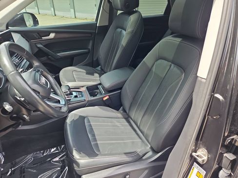 Used 2021 Audi Q5 2.0T Premium Plus w/ Premium Plus Package AWD/4WD image 5