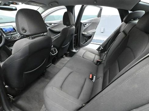 Used 2021 Chevrolet Malibu LT image 35