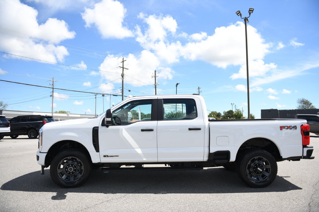 Used 2024 Ford F250 XL w/ STX Appearance Package AWD/4WD image 6