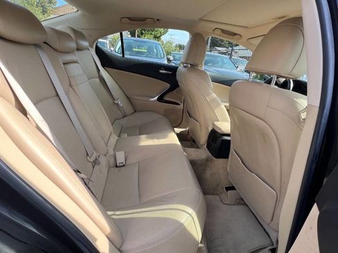 Used 2007 Lexus IS 250 Base 4dr Sedan (2.5L V6 6A) image 17