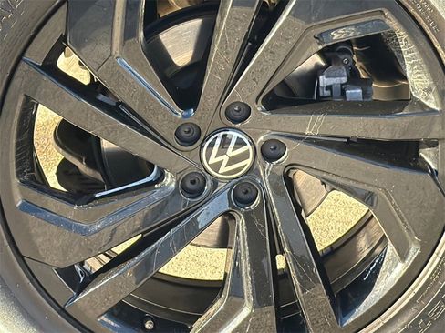 Used 2022 Volkswagen Atlas SE w/ Panoramic Sunroof Package image 6