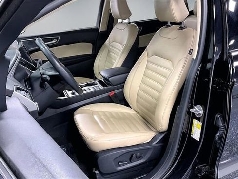 Used 2024 Ford Edge SEL image 20