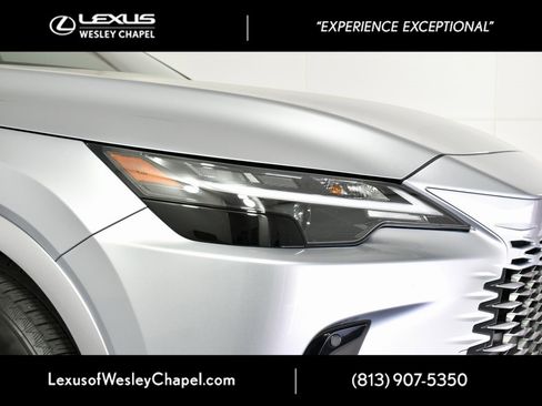 Used 2025 Lexus RX 350 Premium image 3