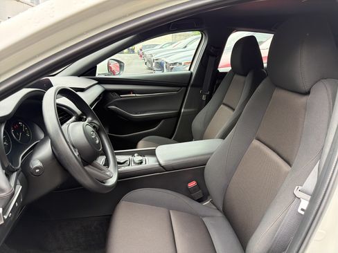 Used 2025 MAZDA MAZDA3 s FWD image 17