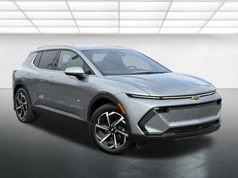 New 2026 Chevrolet Equinox EV LT image 15