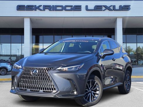 Used 2025 Lexus NX 250 FWD w/ Towing Package (2000 Lbs) image 1