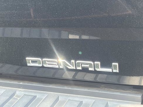 Used 2018 GMC Sierra 1500 Denali w/ Denali Ultimate Package AWD/4WD image 7