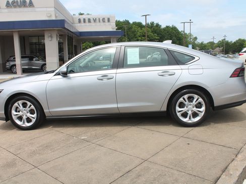 Used 2025 Honda Accord LX image 7