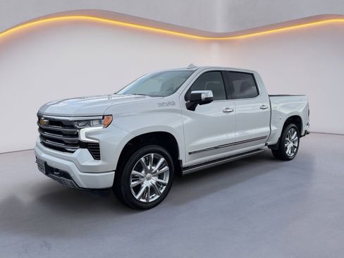 Used 2025 Chevrolet Silverado 1500 High Country image 7