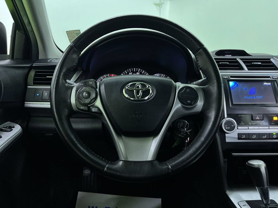Used 2012 Toyota Camry SE FWD image 20
