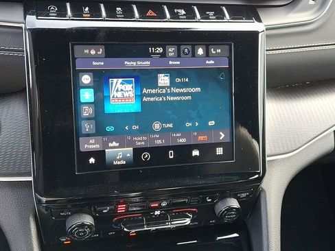 Used 2024 Jeep Grand Cherokee Altitude image 20